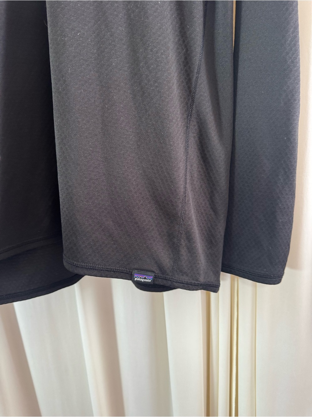 Patagonia Black Midweight Capilene Quarter-Zip Pullover Base Layer Longsleeve XL - Picture 4 of 6